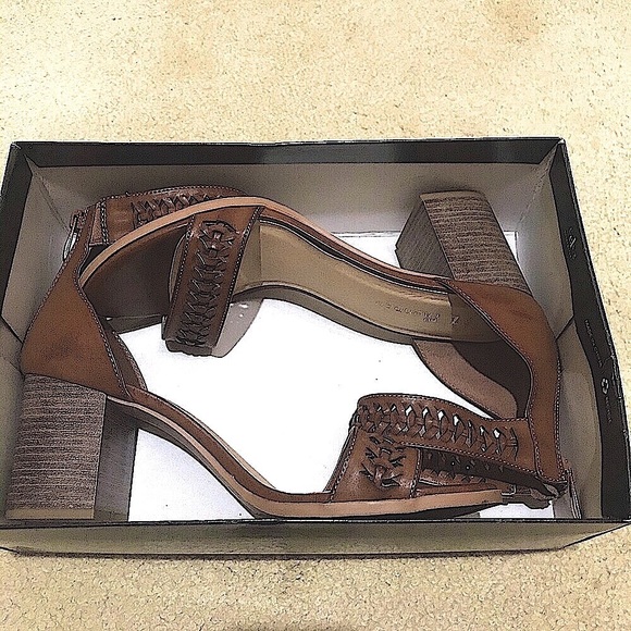 🆕🔥CHINESE LAUNDRY SUPER CUTE/BROWN&ZIPPER🆙OPEN TOE REALLY PRETTY BROWN👀PICS - Picture 6 of 15